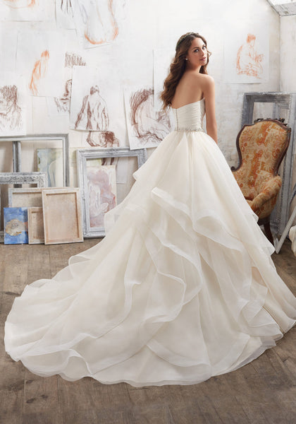 #5504 - Concepcion Bridal & Quinceañera Boutique