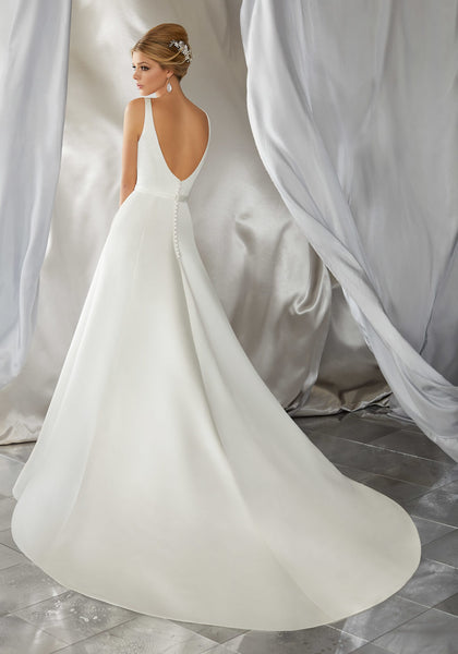 #C6002 - Concepcion Bridal & Quinceañera Boutique
