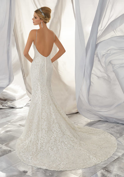 #C6003 - Concepcion Bridal & Quinceañera Boutique