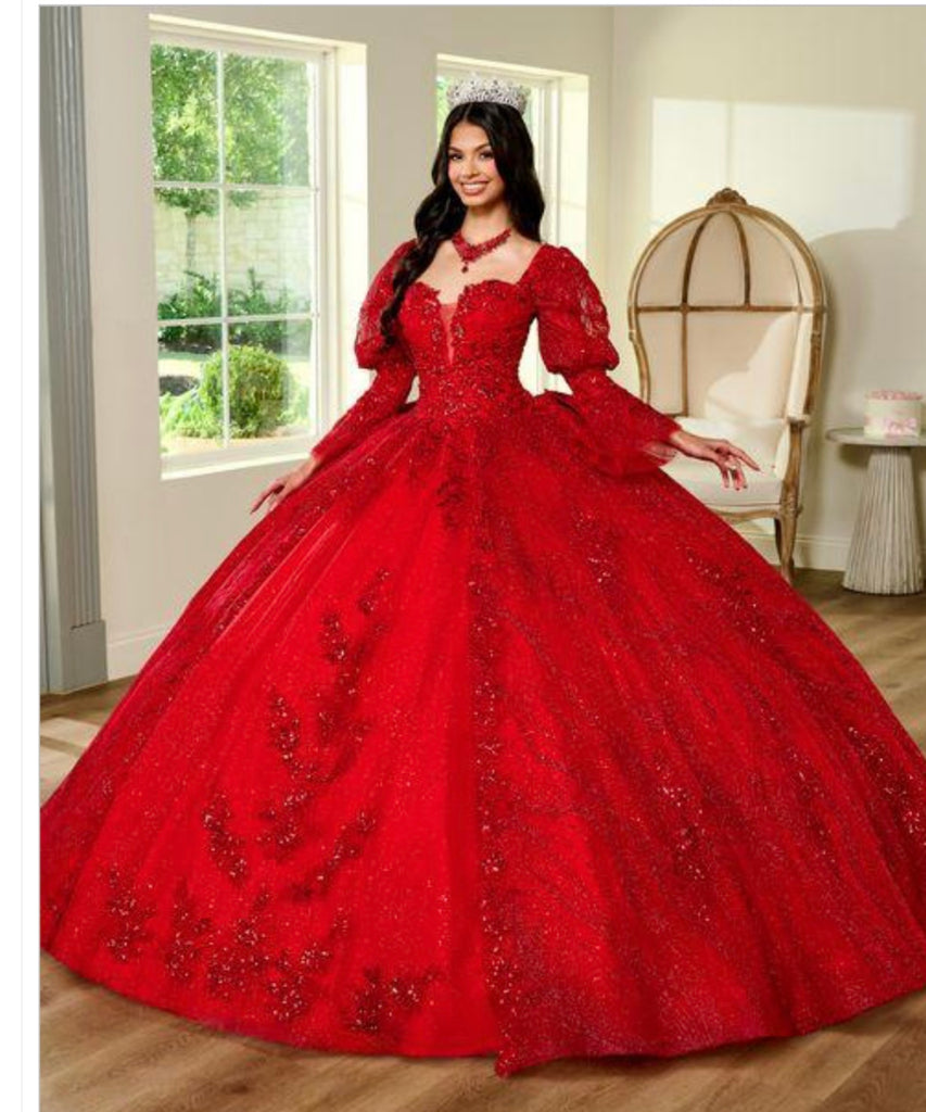 Red sweet fifteen/16 dress Concepcion Bridal & Quinceaera Boutique Red sweet fifteen/16 dress Concepcion Bridal & Quinceaera Boutique