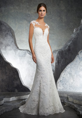 #C5005 - Concepcion Bridal & Quinceañera Boutique